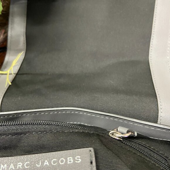 Marc Jacobs Gray Crossbody Bag - Picture 7 of 9